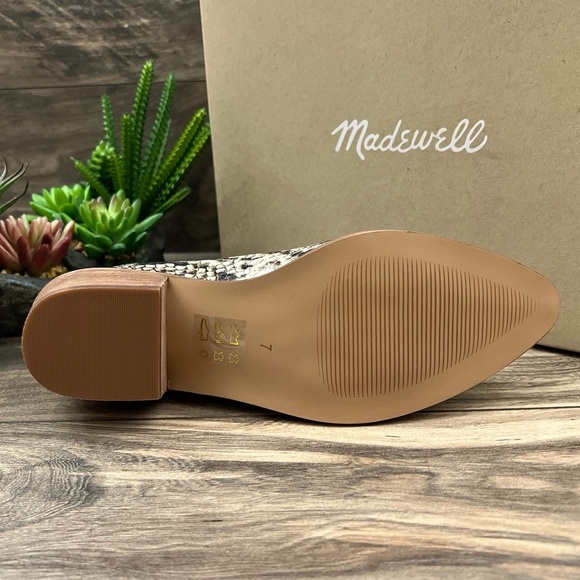 NIB Madewell Sonia Low Chelsea Western Ankle Bootie Snake Embossed Leather 7 - Picture 9 of 12